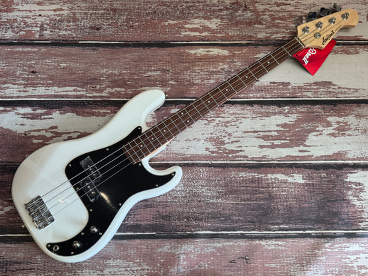 Aria STB-PB White