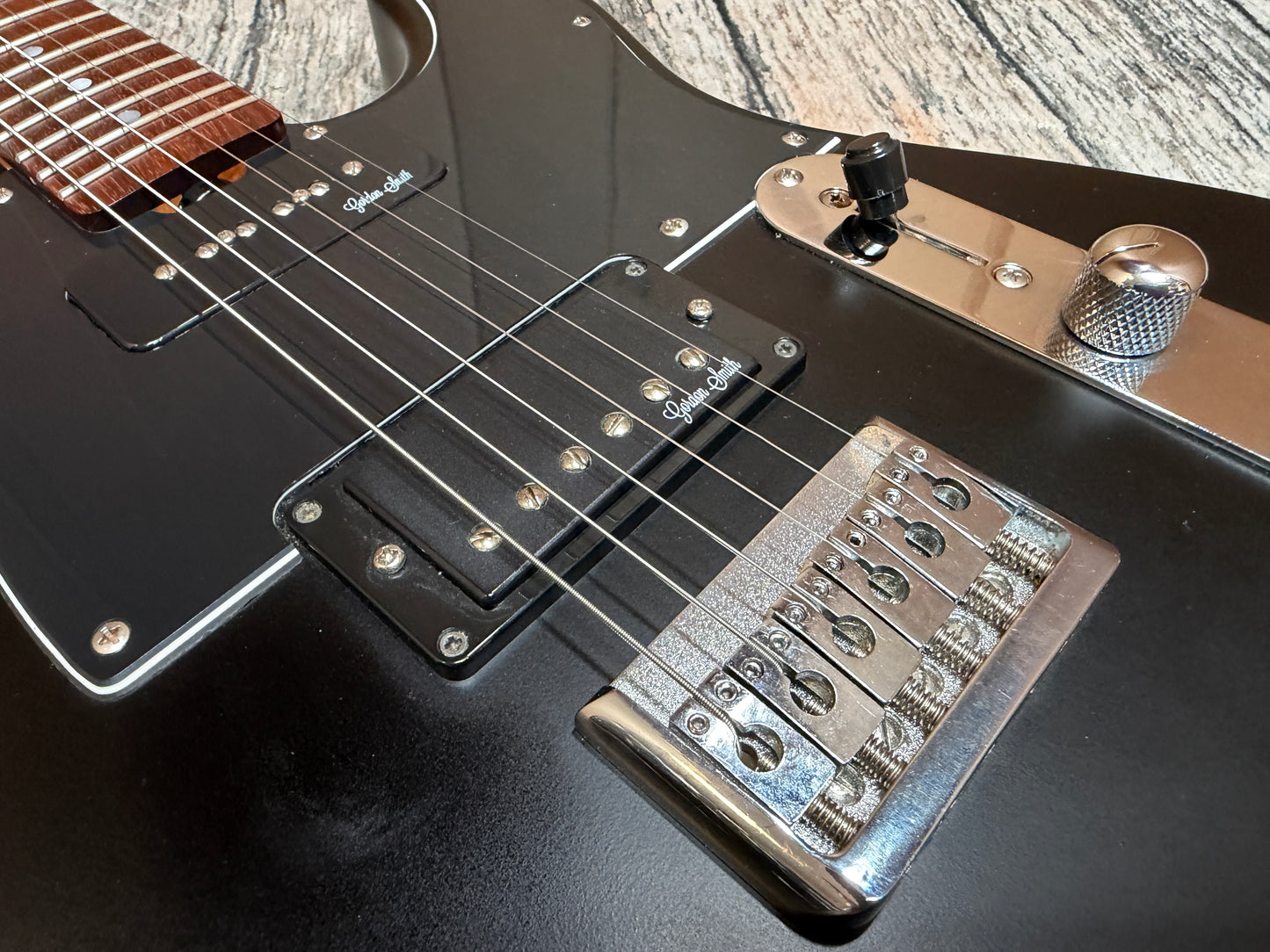 Gordon Smith Classic "T" - H/P90 with hard case.