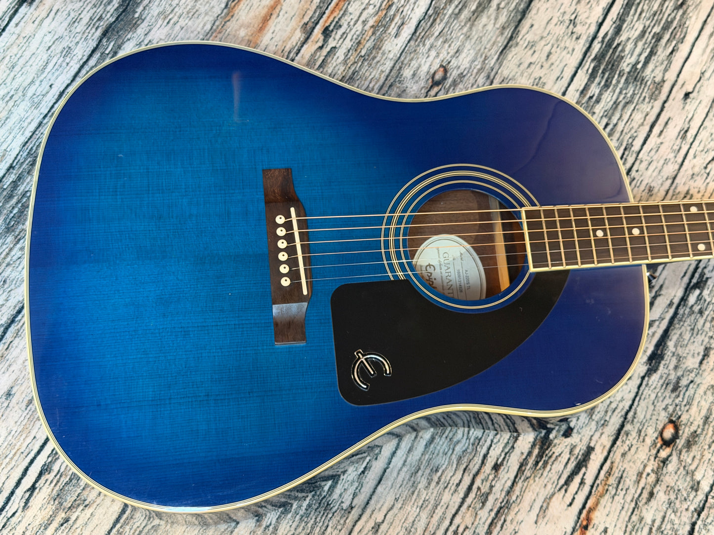 Epiphone AJ220S-TL Drop shoulder acoustic