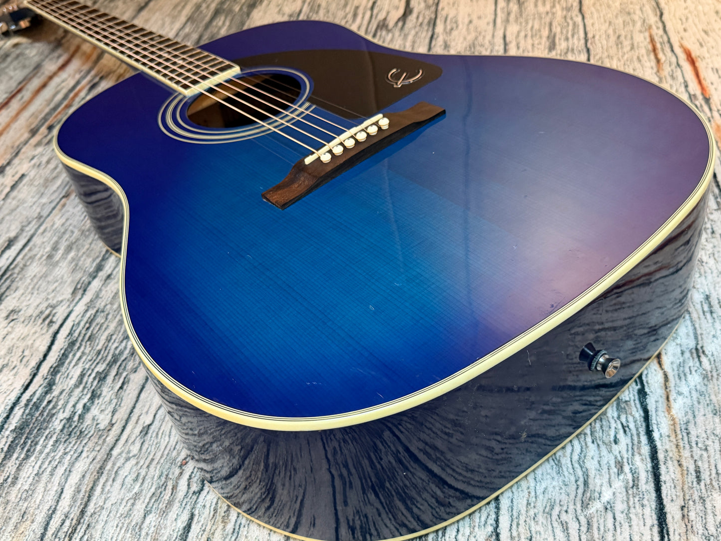 Epiphone AJ220S-TL Drop shoulder acoustic