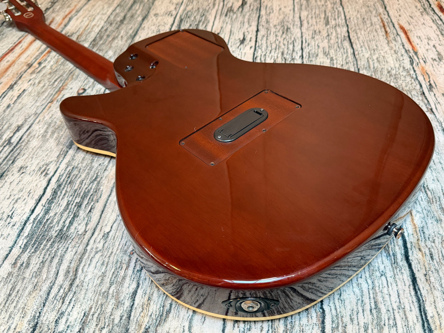 Godin Multiac Steel Duet Ambience.