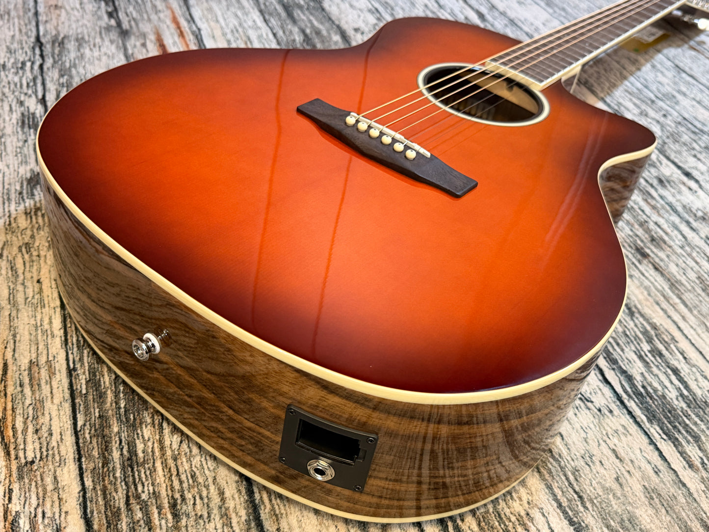 Cort Exotic-GA Walnut SS - Electro Acoustic