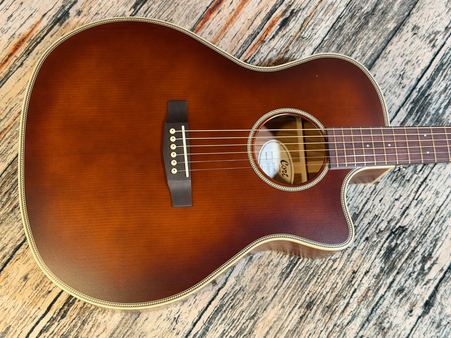 Cort ES-GA4 Special Essence - Fishman electrics