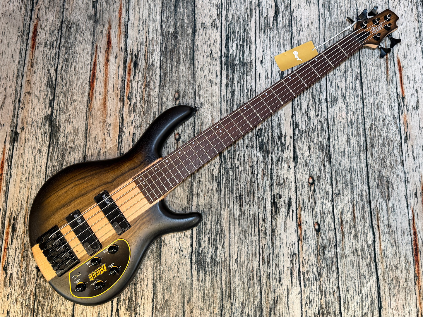 Cort C5 Plus Active 5 - MarkBass pre amp - Bartolini pickups