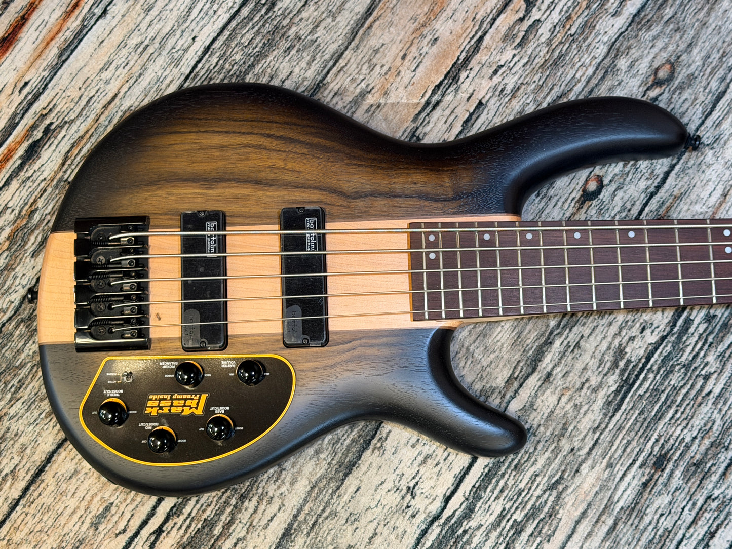 Cort C5 Plus Active 5 - MarkBass pre amp - Bartolini pickups
