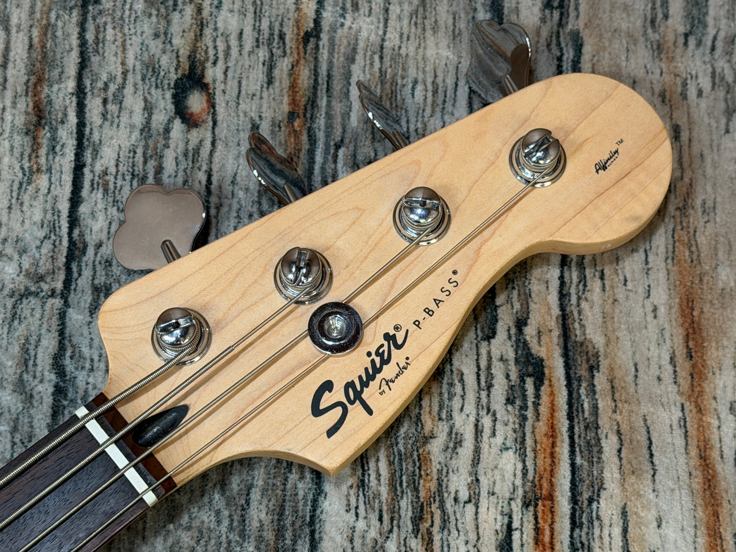Squier Affinity Precision Bass
