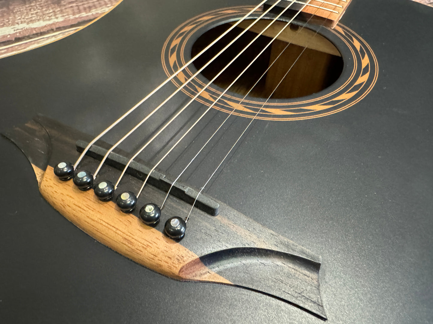 Bromo BAT9ME - Black