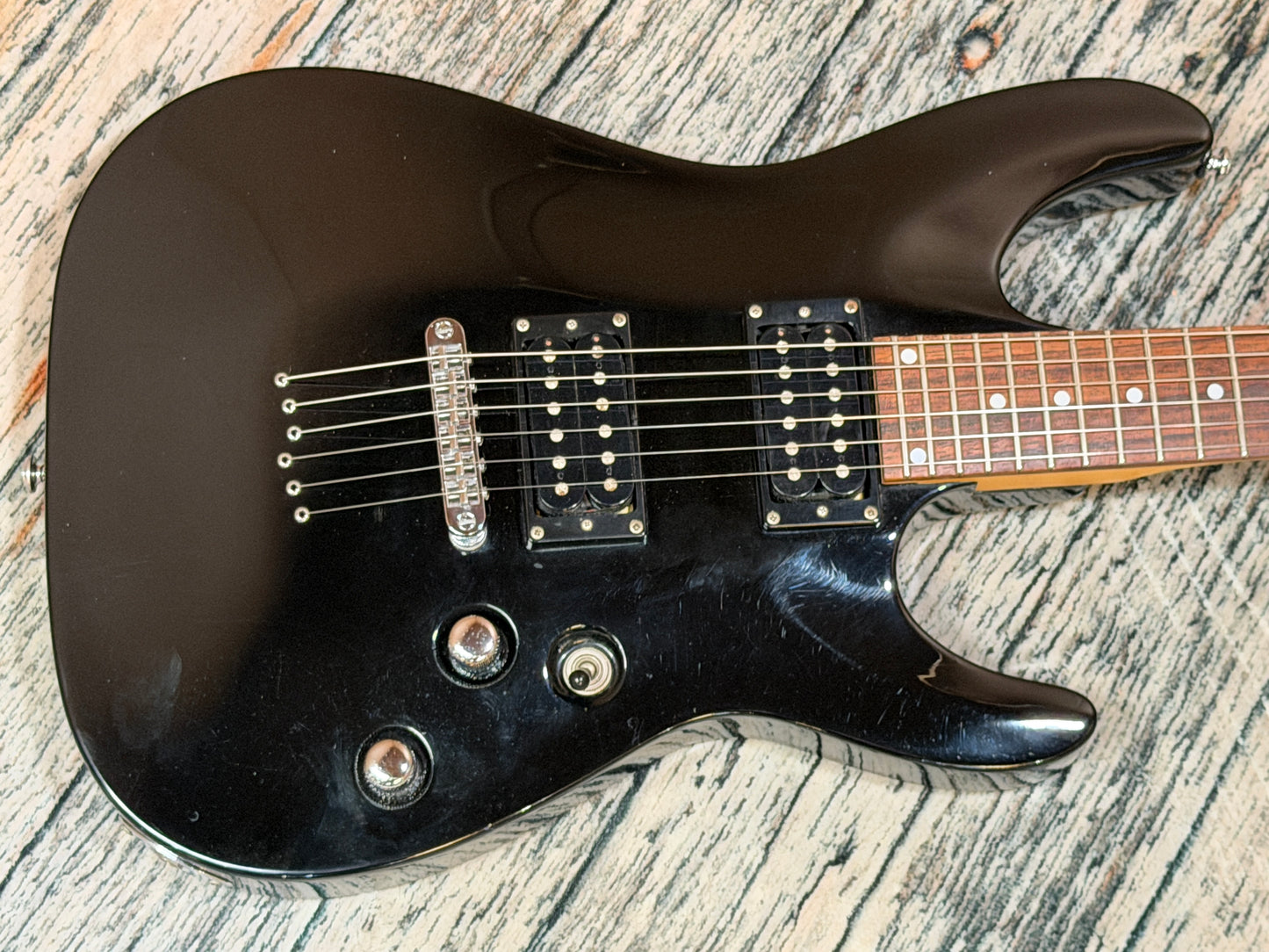 Schecter Diamond Series Omen 6