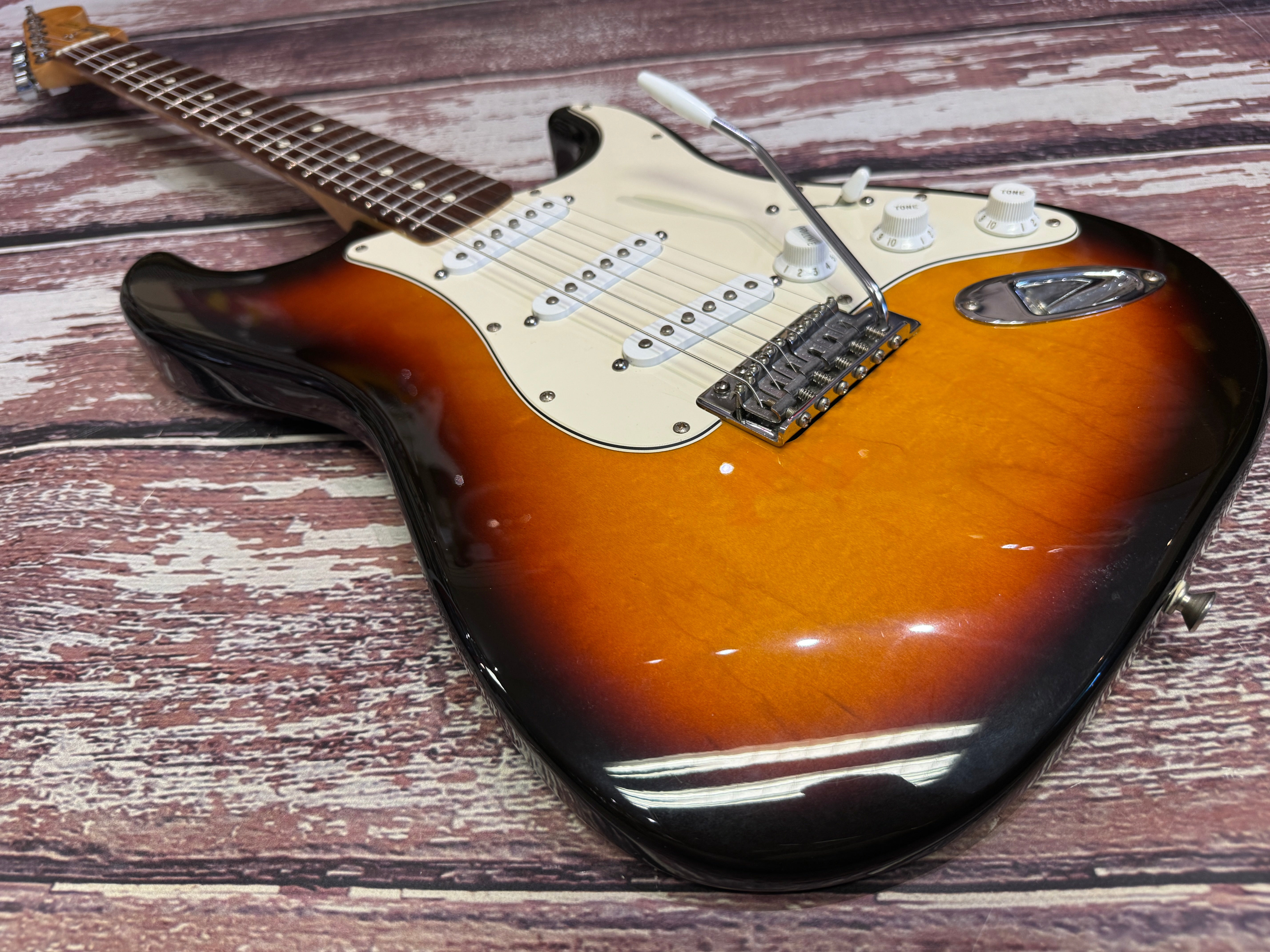 Fender Standard Stratocaster Mexican - 2003 – Badlands Guitars Limited