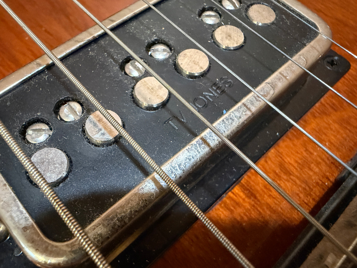 Godin 5th Avenue Uptown T-Armond - Havana Brown