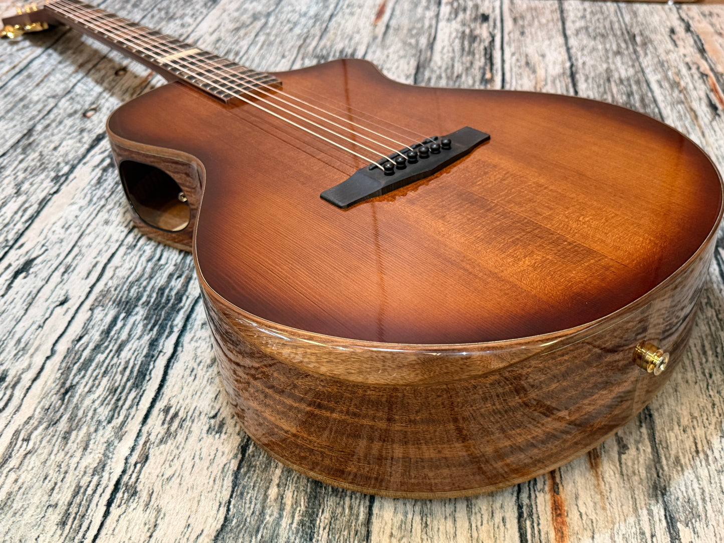Cort Modern Burst, incredible electro! "B" Stock