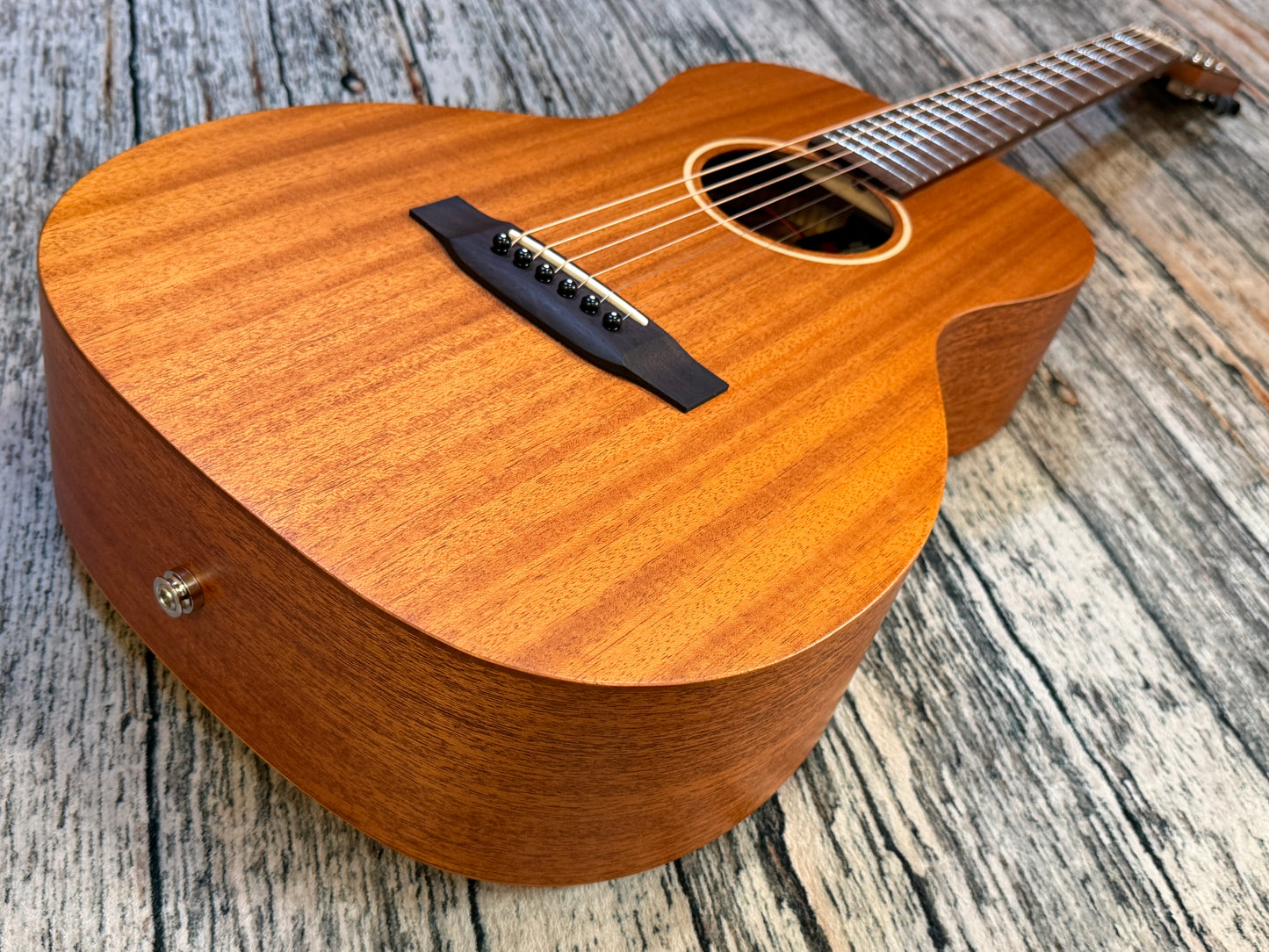 Auden TT Emily Rose Full Body Mahogany - Supernatural Preamp System