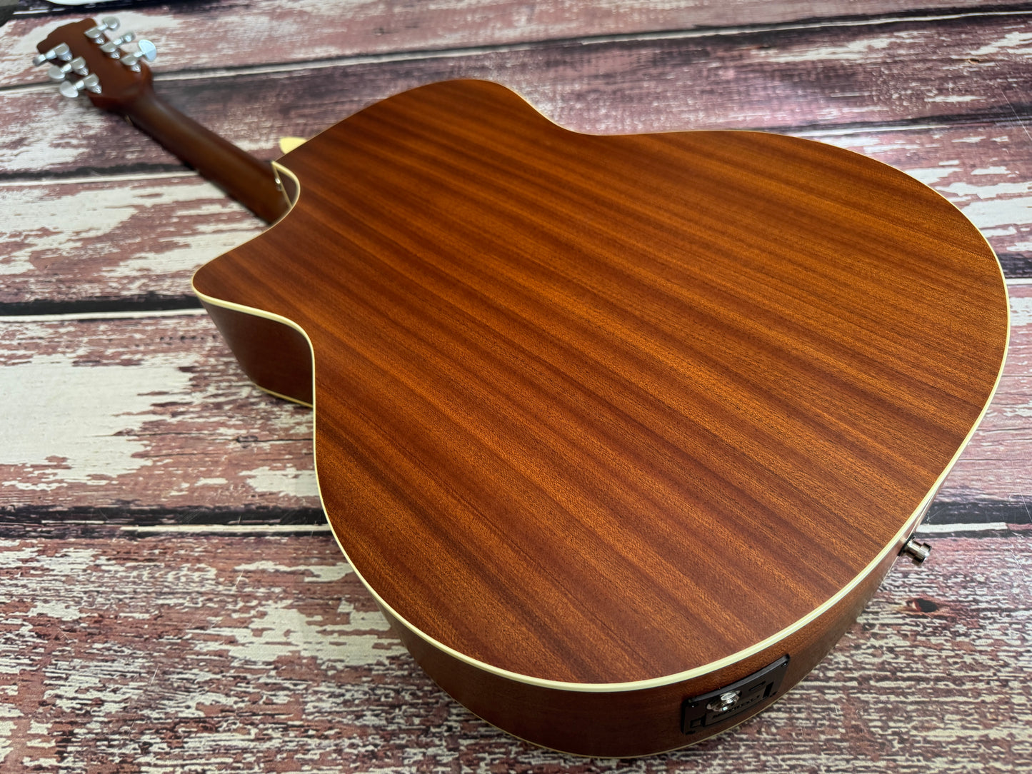 Luna Song Grand Concert electro Hard case