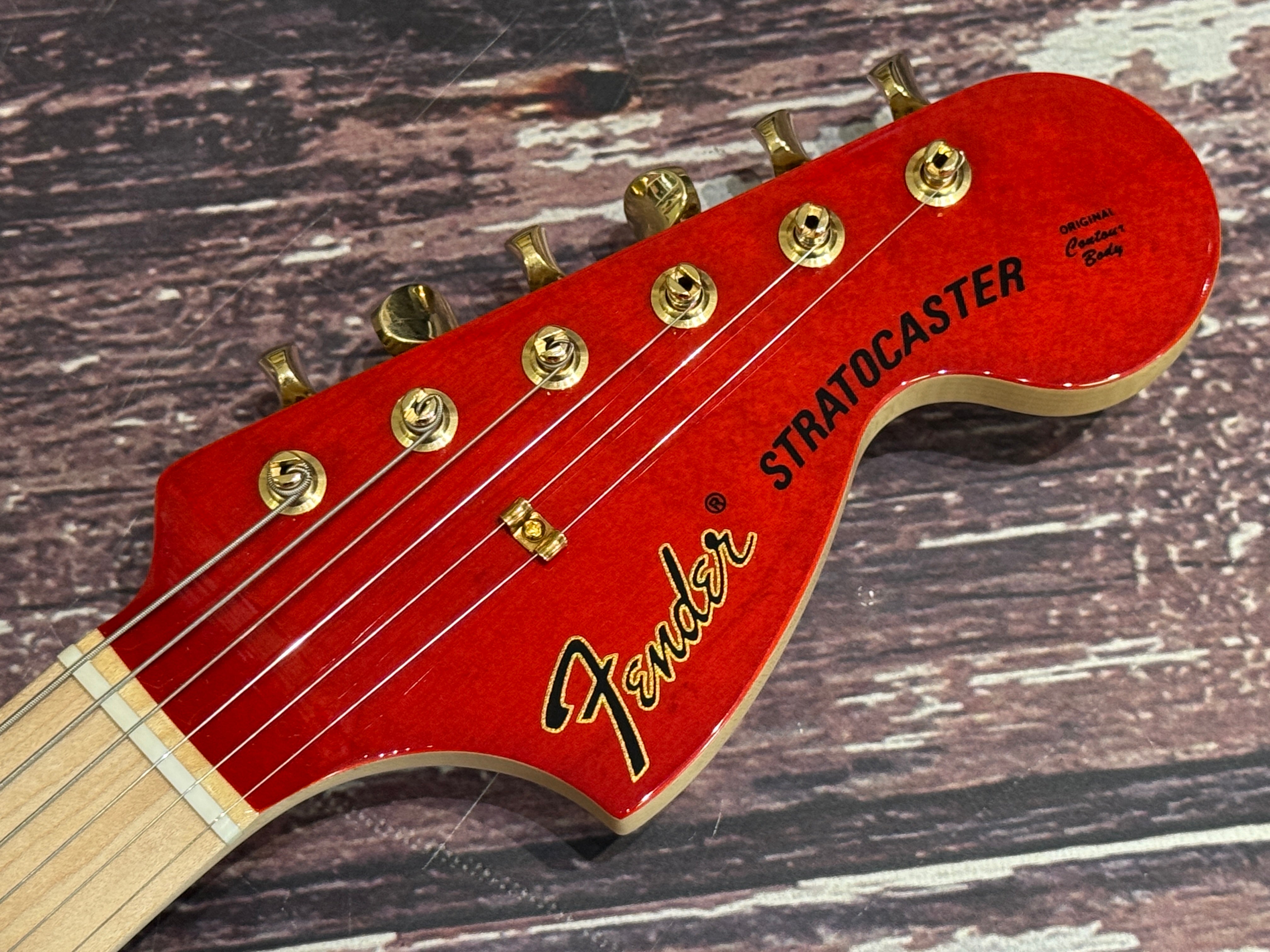 【極美品】Fener SCANDAL MAMI STRATCASTER Fender Japan Scandal Mami Stratocaster with RW FB in Vintage