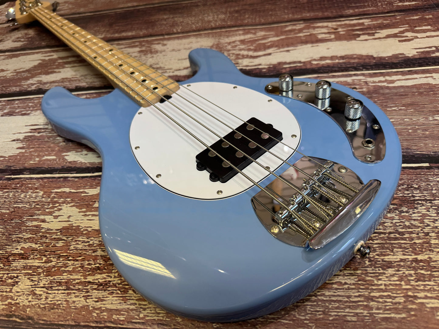 Sterling SUB series Stingray active 4 string - As new!