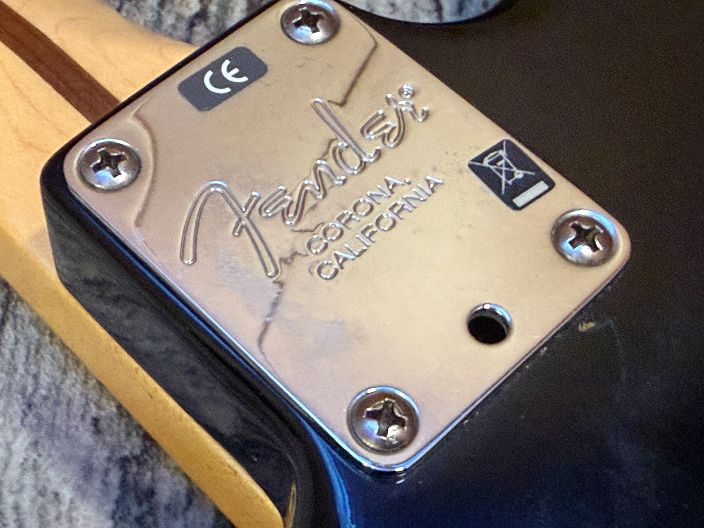 Fender USA Standard Stratocaster 2008 - Custom Shop pickups.