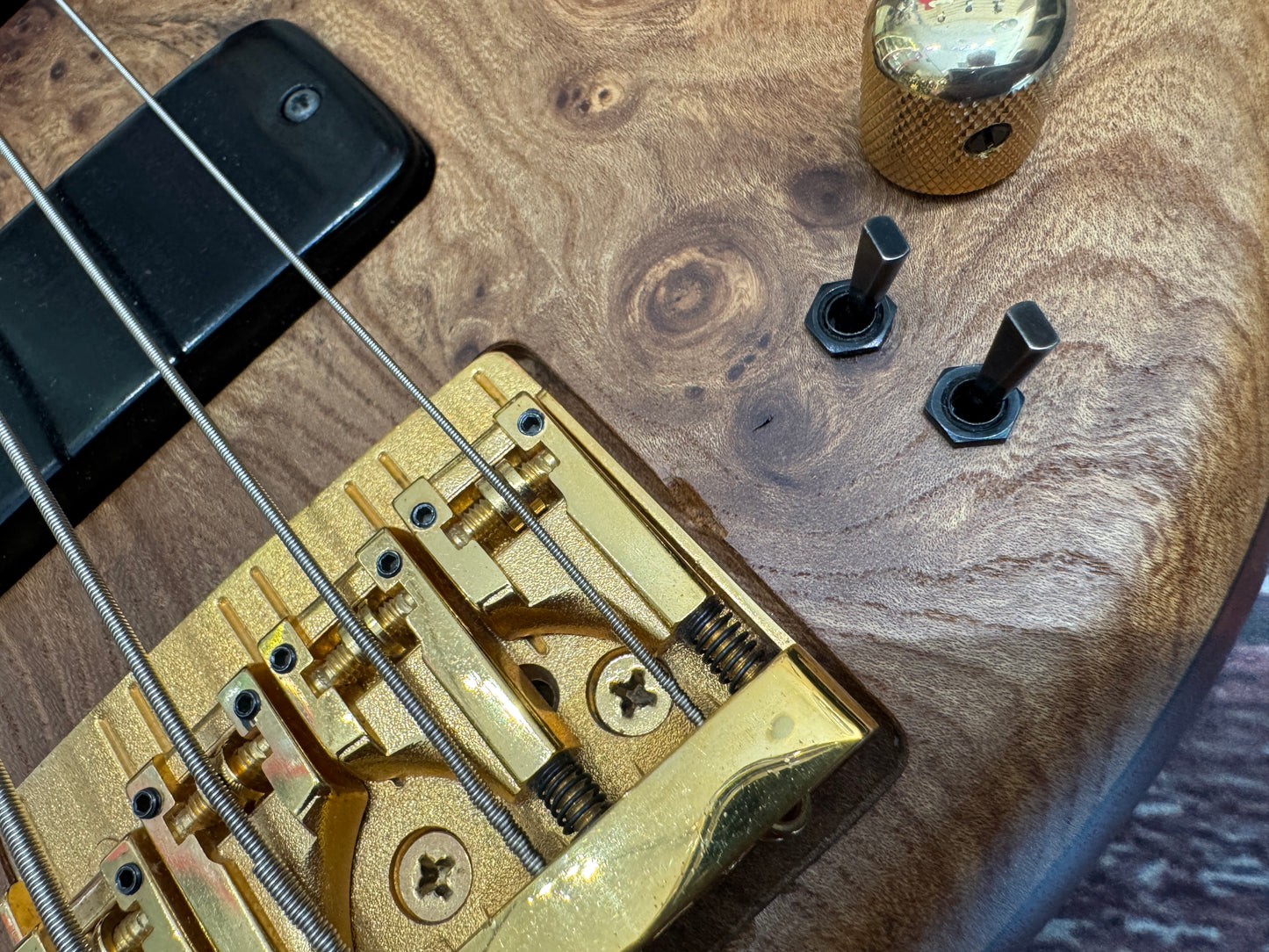 Graham Pollard "Swallow" exotic active luthier made bass