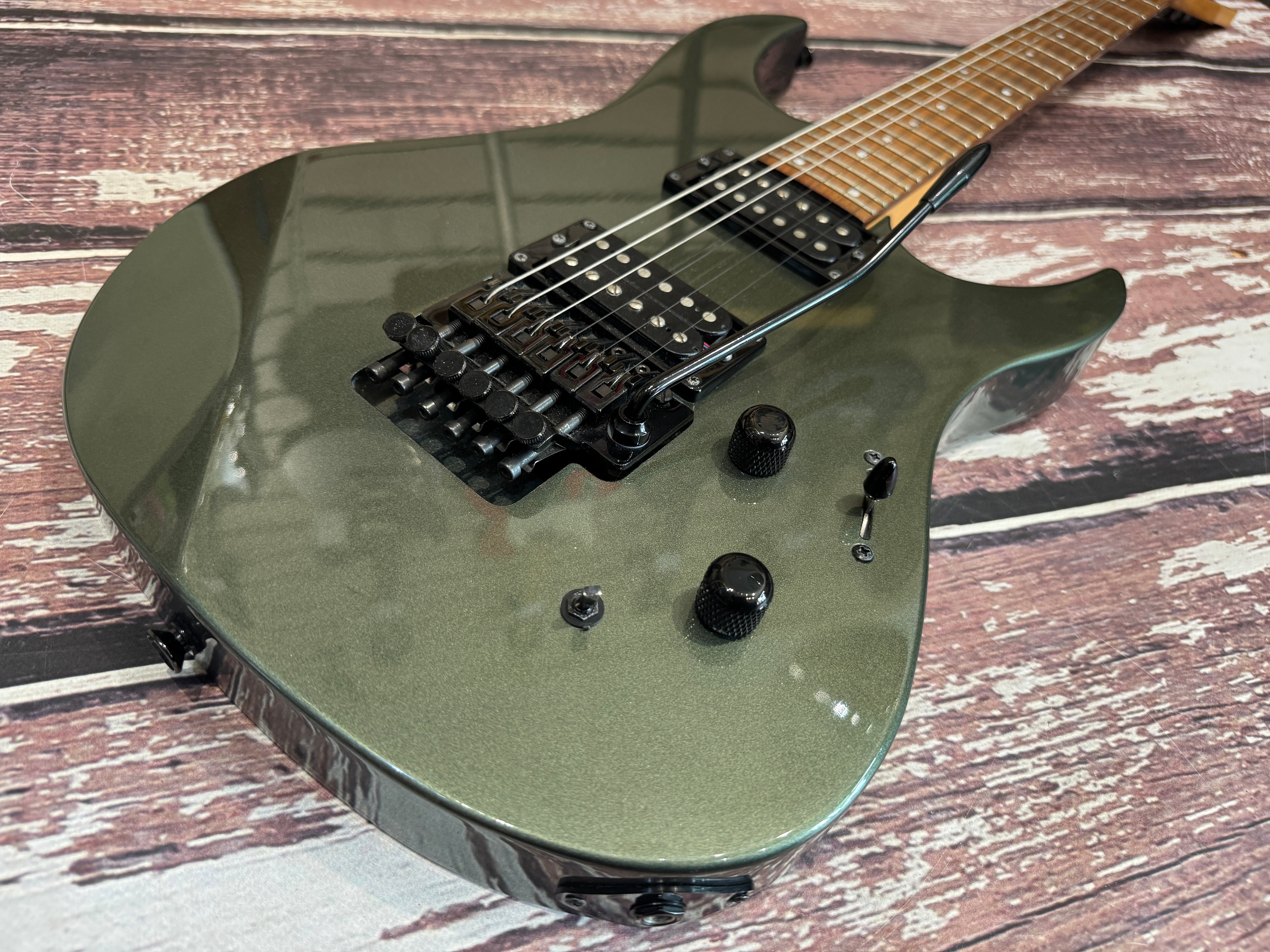 Yamaha RGX420S Double locking tremolo – Badlands Guitars Limited