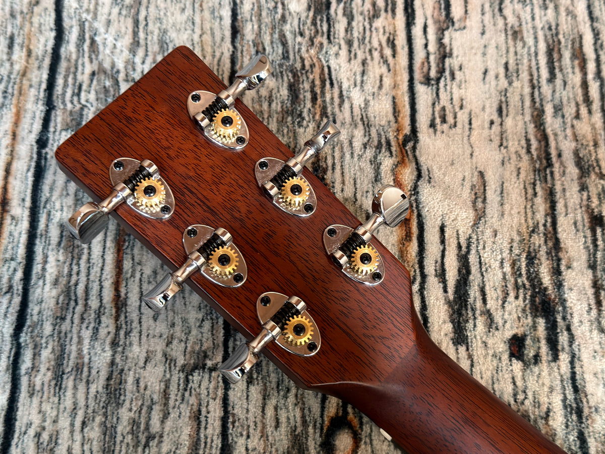 Artist Rosewood Series – Bowman Spruce Full Body Electro Acoustic