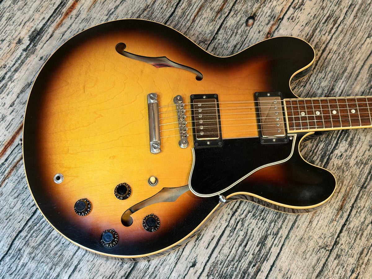 Gibson ES-335 Dot Tobacco Sunburst - 2008, with case & COA