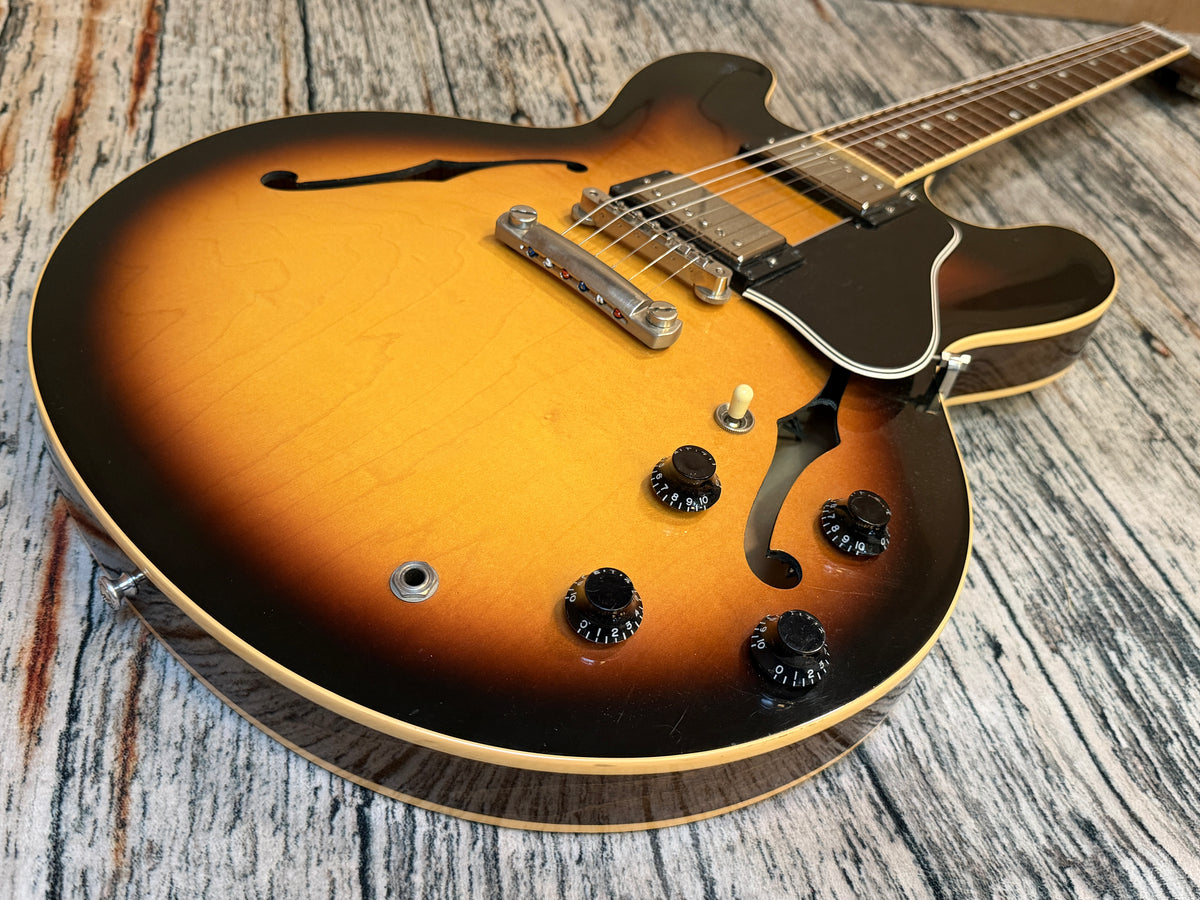 Gibson ES-335 Dot Tobacco Sunburst - 2008, with case & COA