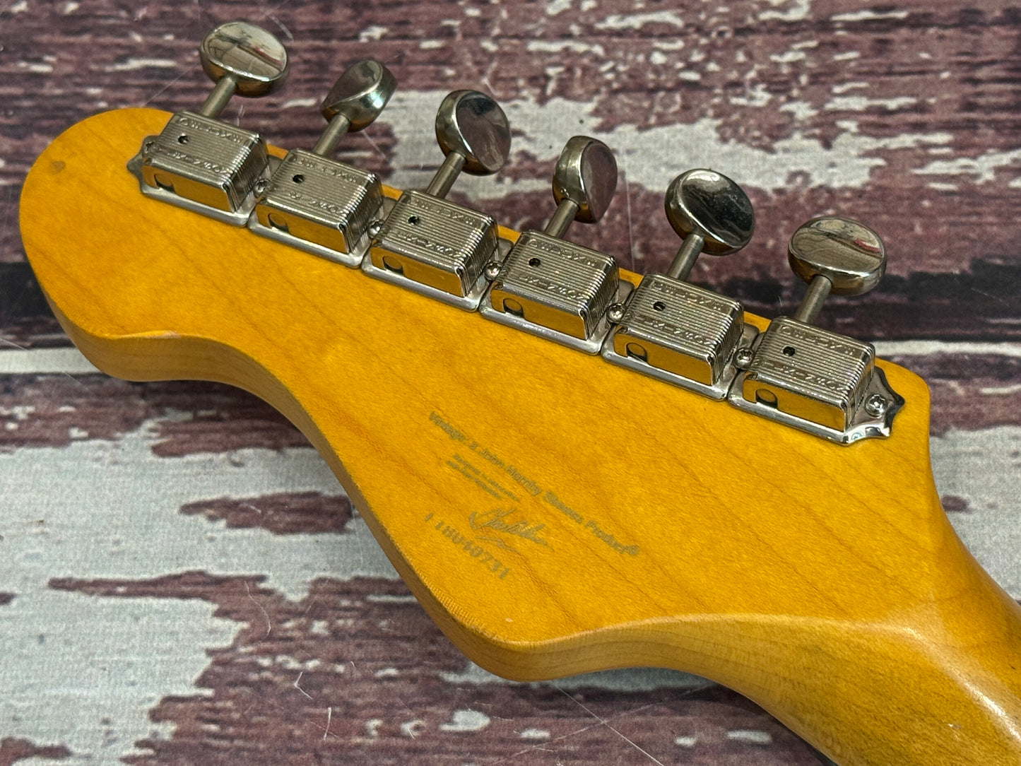 Vintage Icon V6 relic