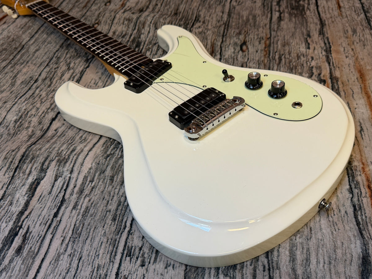 Aria Pro II DM-206 Vintage White - B STOCK