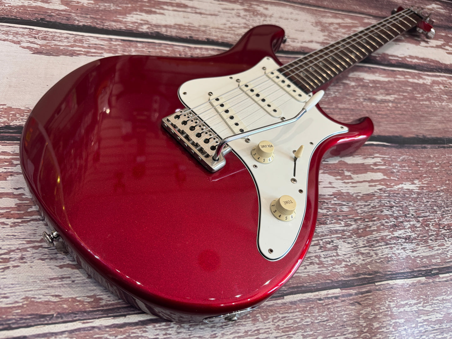PRS SE EG 2004 candy apple red. S/S/S