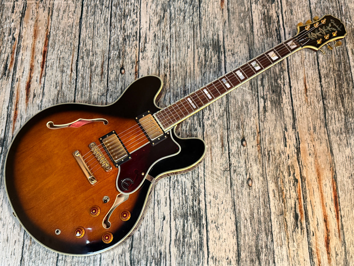 Epiphone Sheraton II 2006 Korean made with Epiphone fitted case.