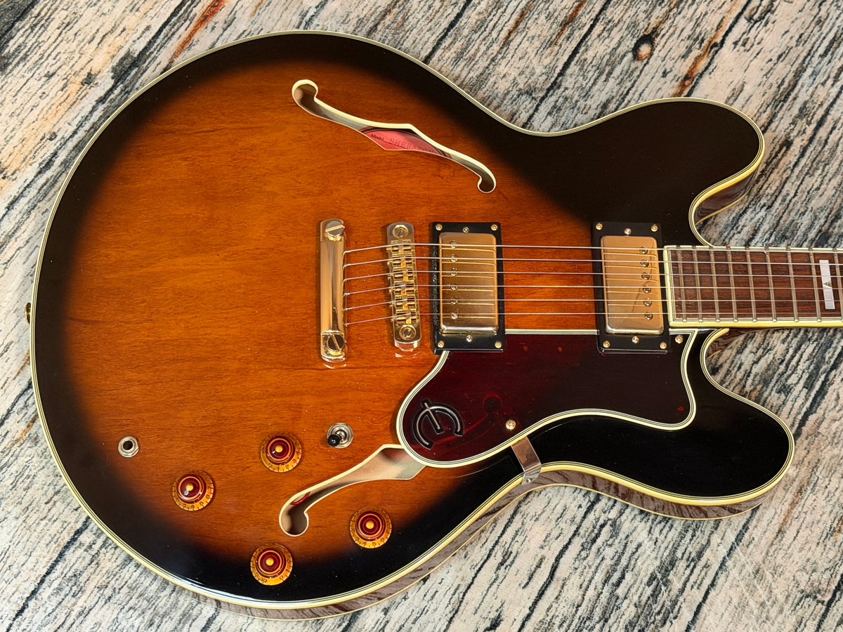 Epiphone Sheraton II 2006 Korean made with Epiphone fitted case.