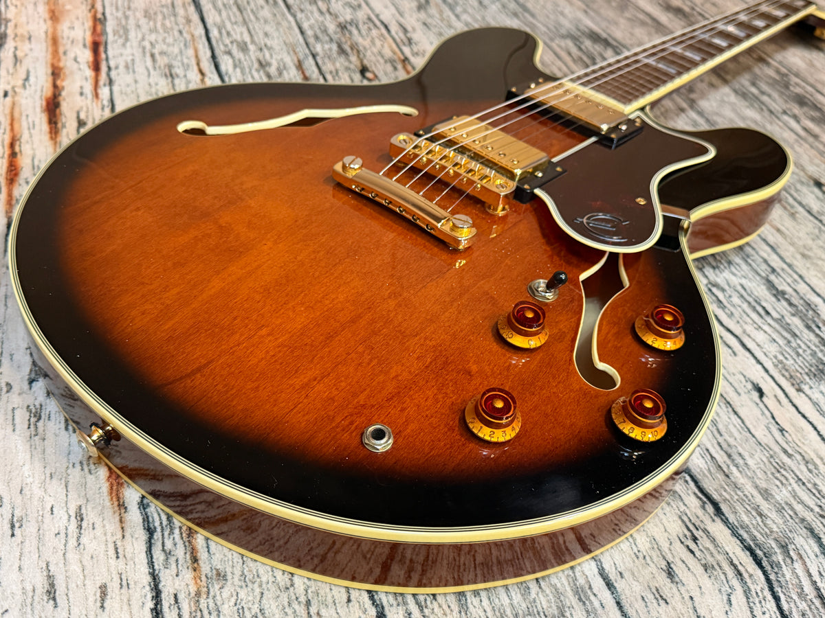 Epiphone Sheraton II 2006 Korean made with Epiphone fitted case.