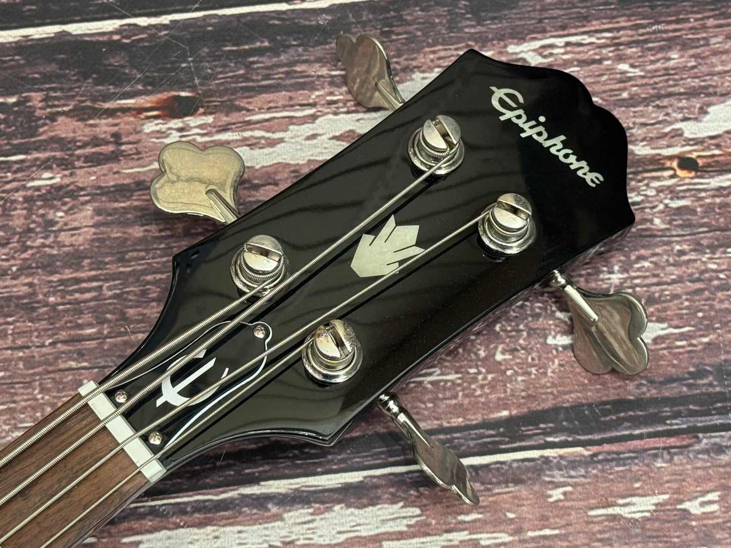 Epiphone EB3 bass with Epiphone hard case