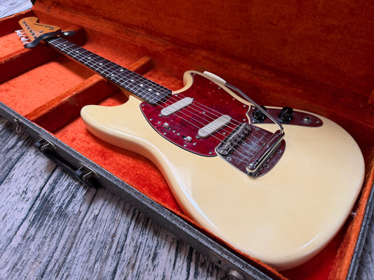 1964/5 Fender Mustang Pre CBS, original case