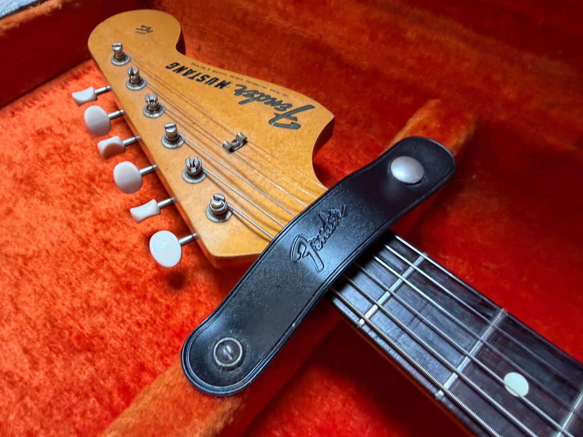 1964/5 Fender Mustang Pre CBS, original case