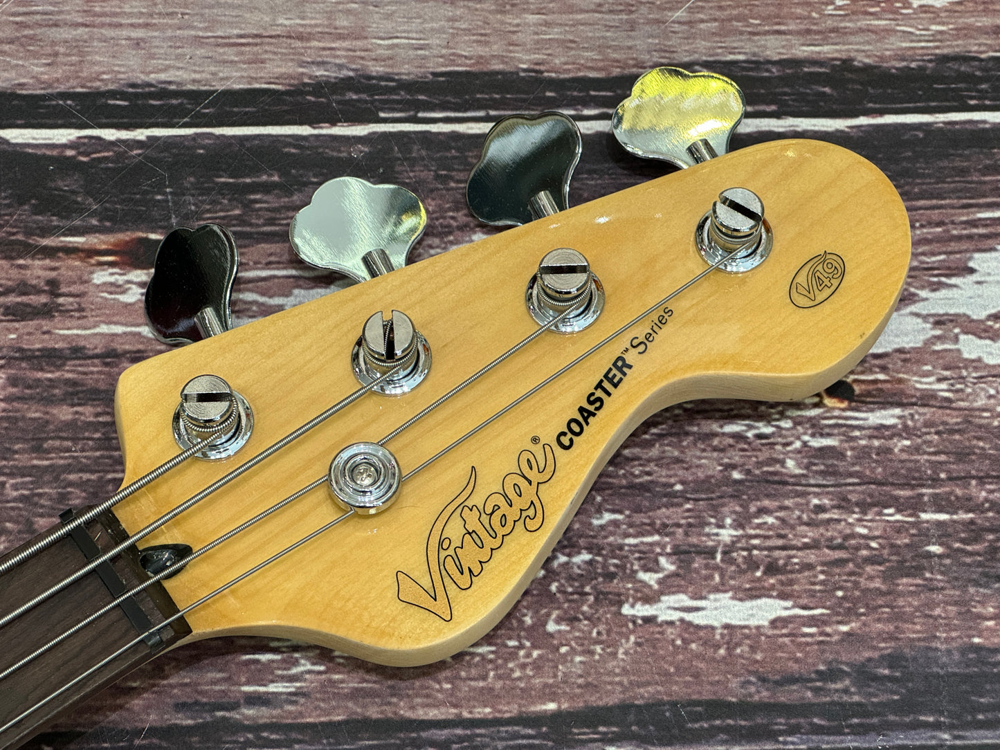 Vintage Coaster V49 J-Bass