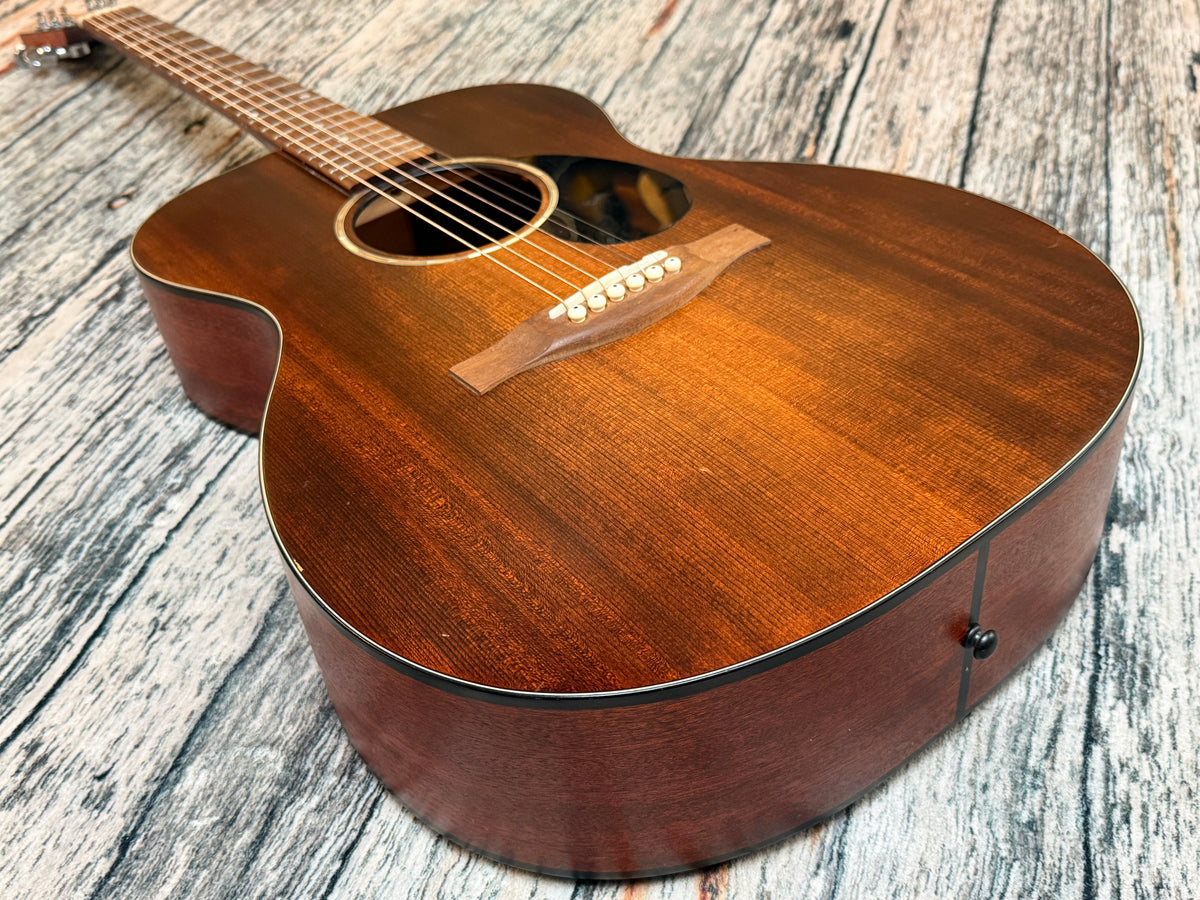 Eastman PCH1-OM Classic