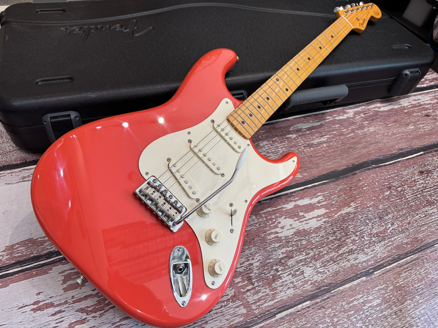 Fender Japanese Hank Marvin Signature Stratocaster 1997 1 of 500 made.