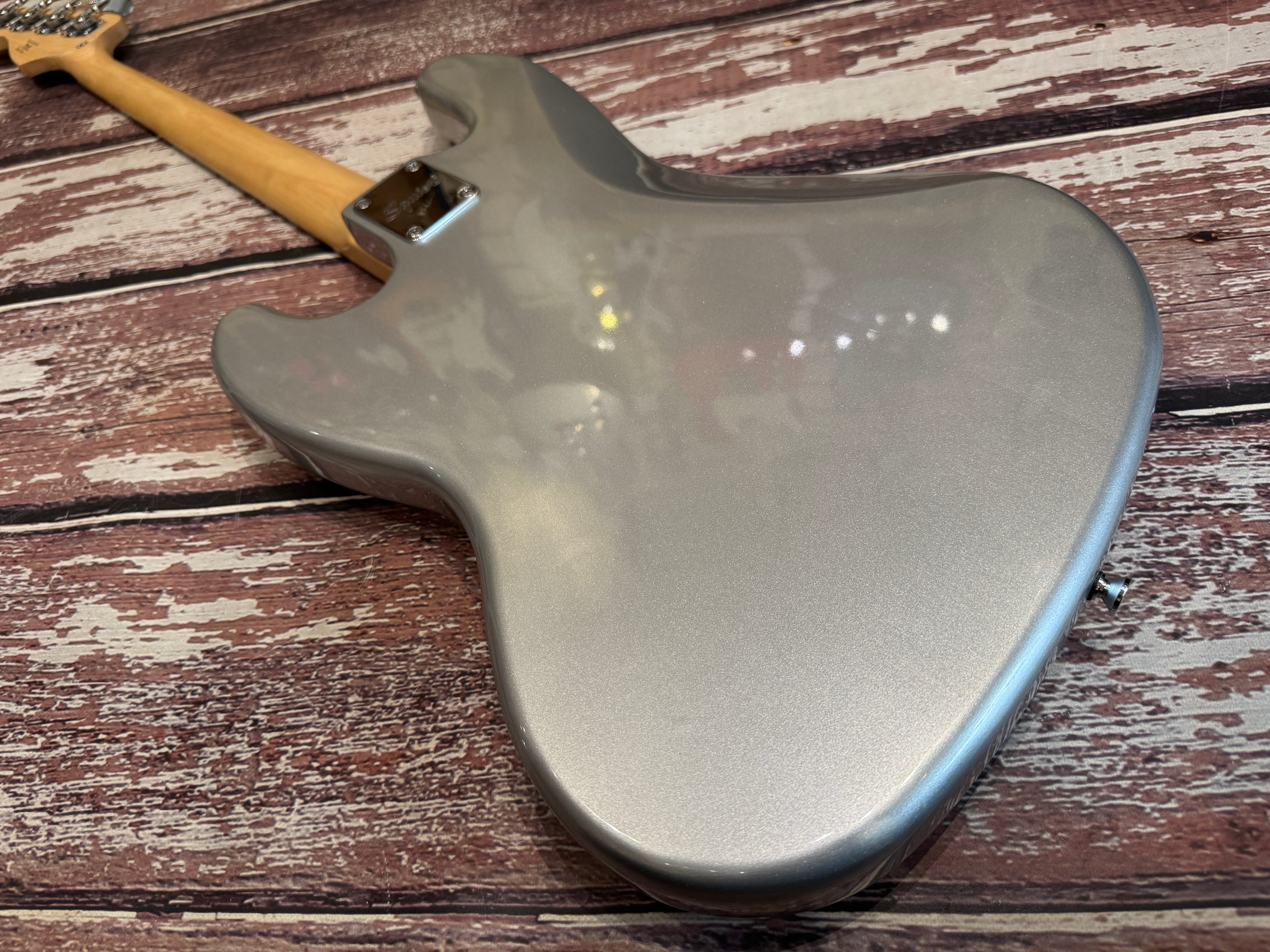 Squier Affinity Jazz Bass - Metallic silver – Badlands Guitars Limited