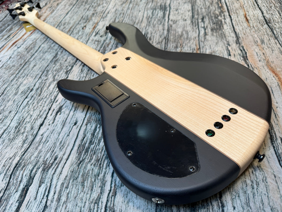 Cort C4 plus Active bass Mark Bass Bartolini
