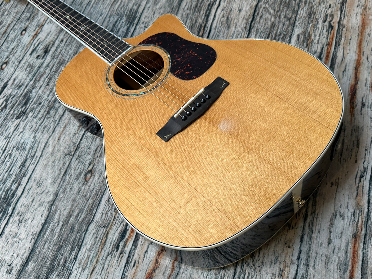 Cort Gold A8 - All solid Electro - Fishman electrics