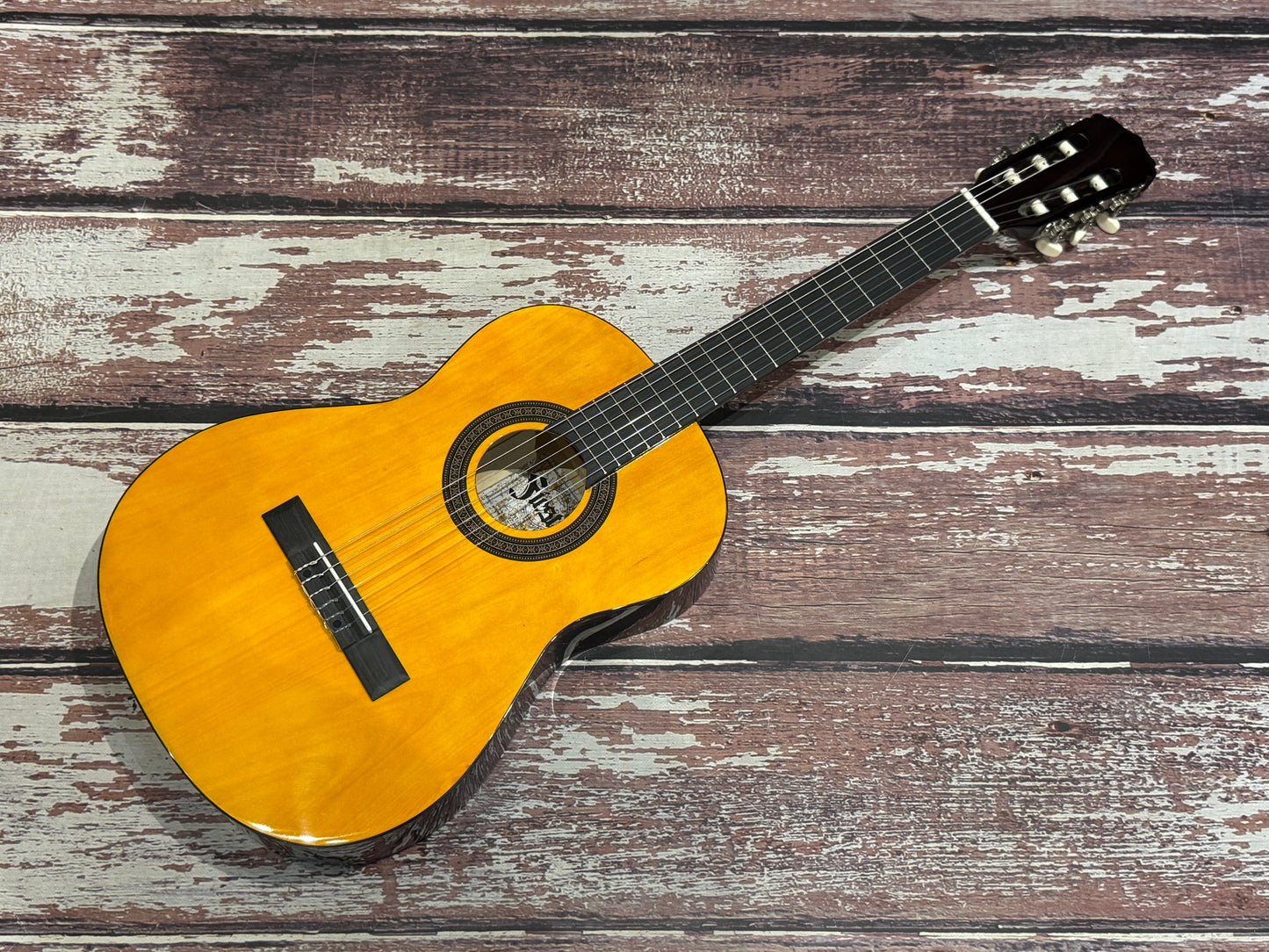 Aria Fiesta 3/4 Classical school student guitar