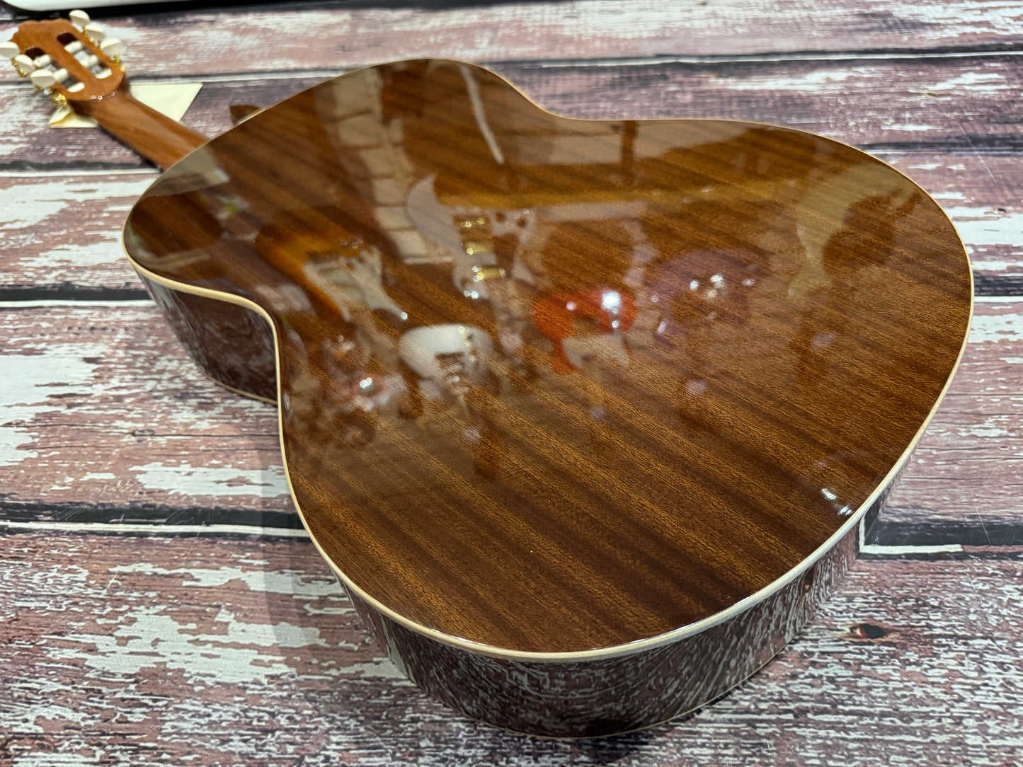 Altamira N100 Canadian Cedar solid top
