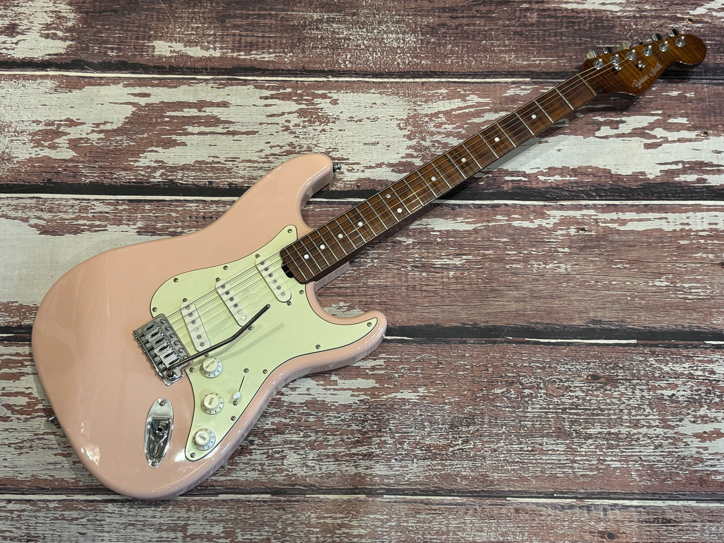 Gordon Smith - UK Handmade Classic S, check the neck out!