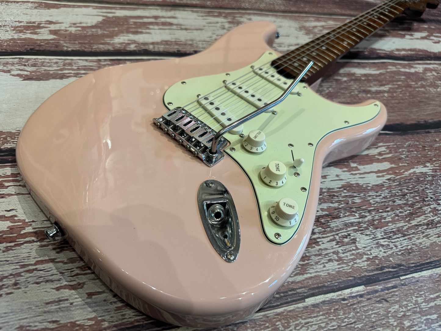 Gordon Smith - UK Handmade Classic S, check the neck out!