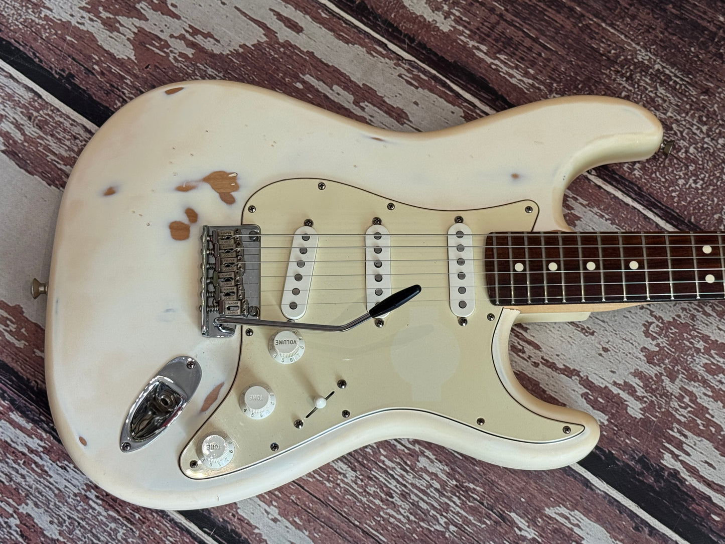 Fender USA Stratocaster standard - 2008 Relic