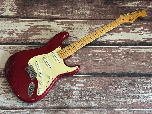 Fender Standard Stratocaster -  Candy Apple Red 2013 Mexico