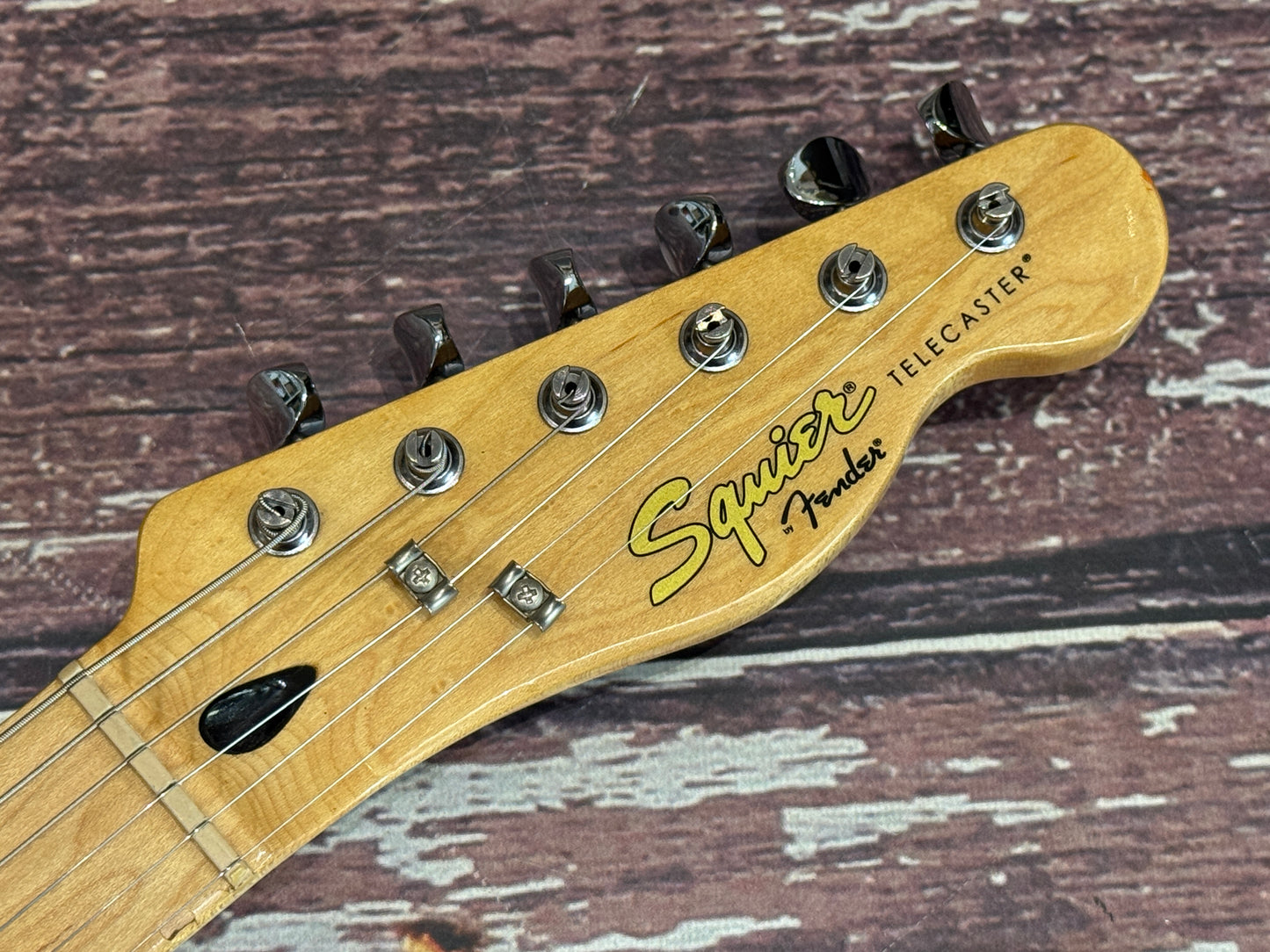 Squier Vintage Modified Cabronita Telecaster w/ Bigsby, Black
