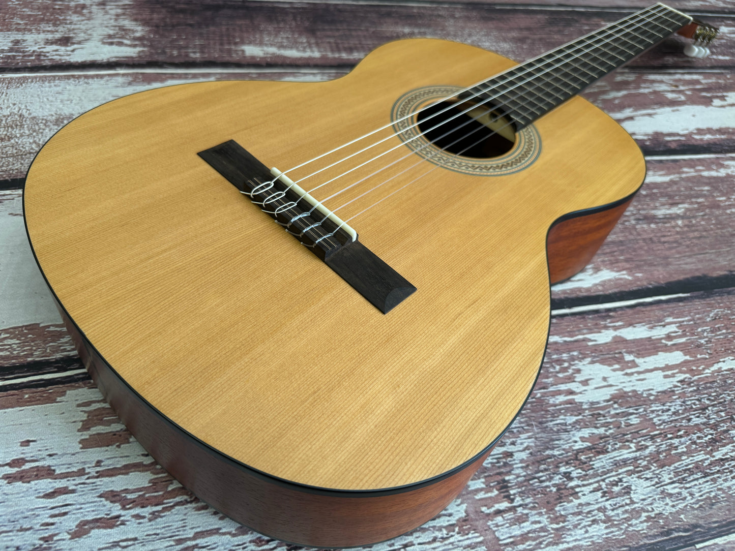 Santos Martinez Estuduiante Classic Guitar ~ Natural Satin