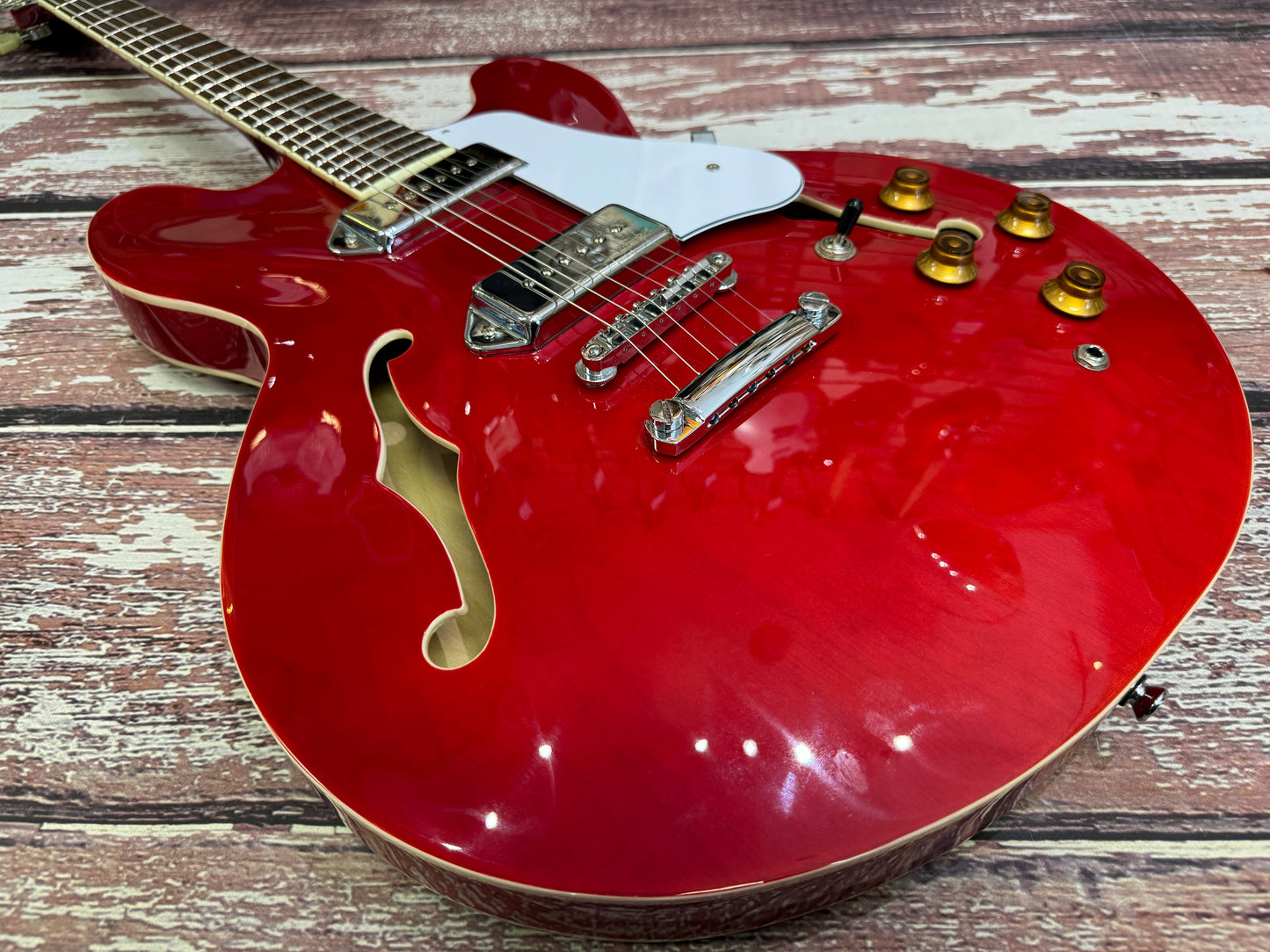 Vintage VSA500 P P90 semi - cherry red.