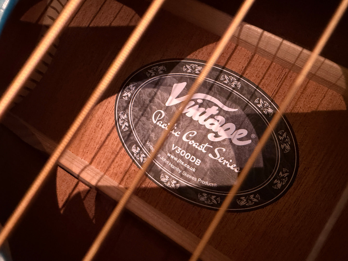Vintage V300 DB Denim Slope shoulder cutaway Acoustic